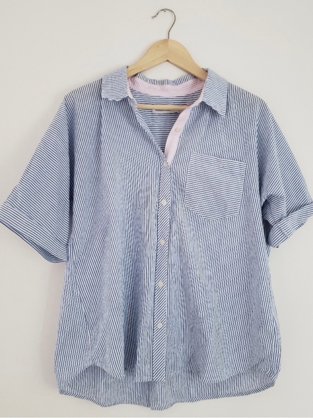 Vineyard Vines seersucker button down